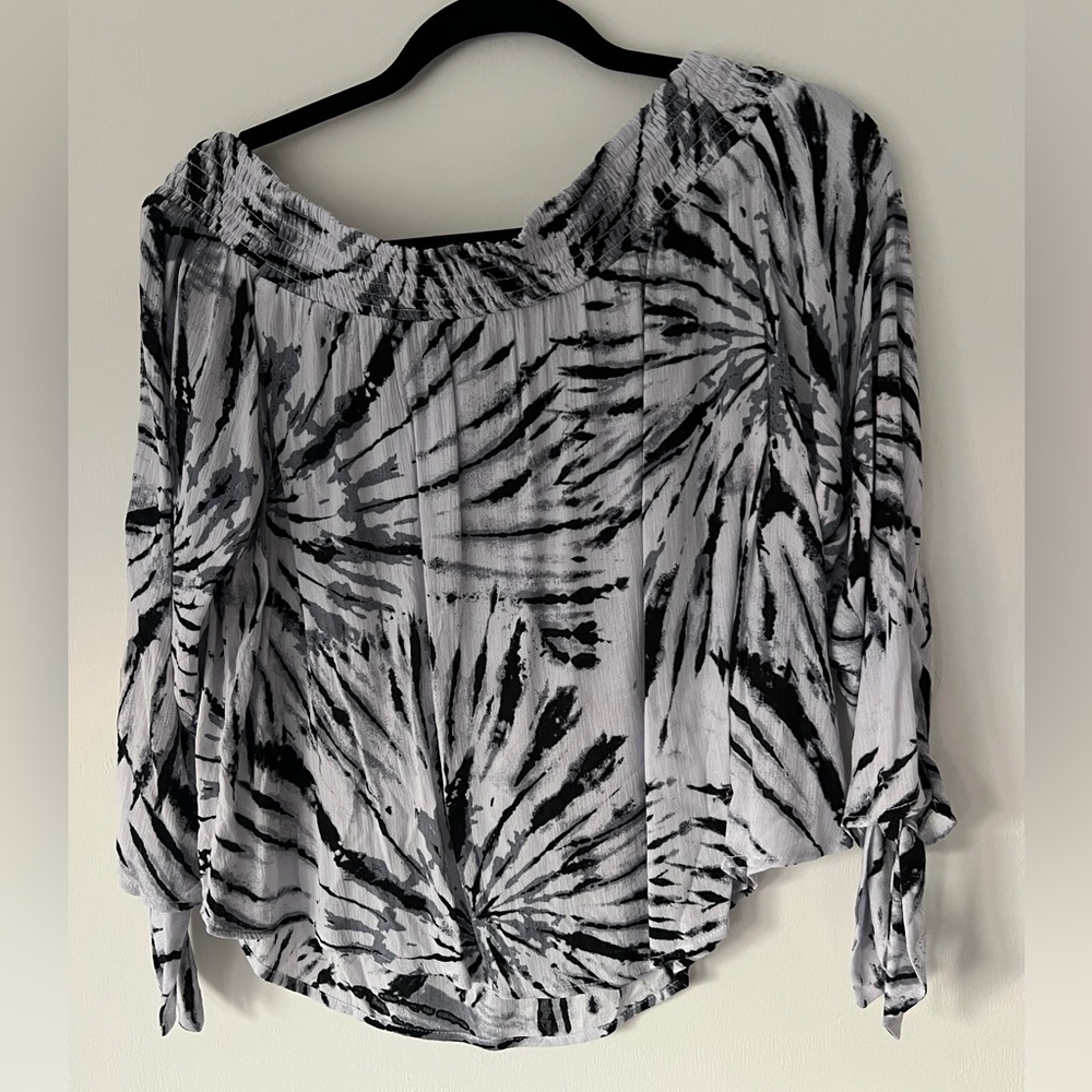 Love stitch Women's shirt - never worn